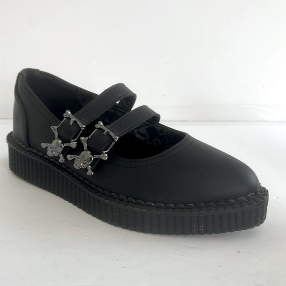 T.U.K. Footwear Black Women Platform Mary Jane 2 Strap Skull Buckle Shoes Size 6 - Picture 6 of 10